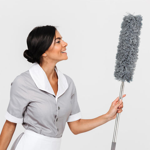 Extendable Telescopic Duster for Easy Clean-up Tasks