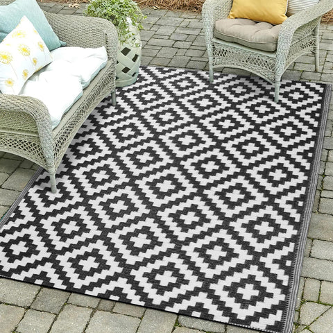 Outdoor Rug 180Cm X 120Cm - Black